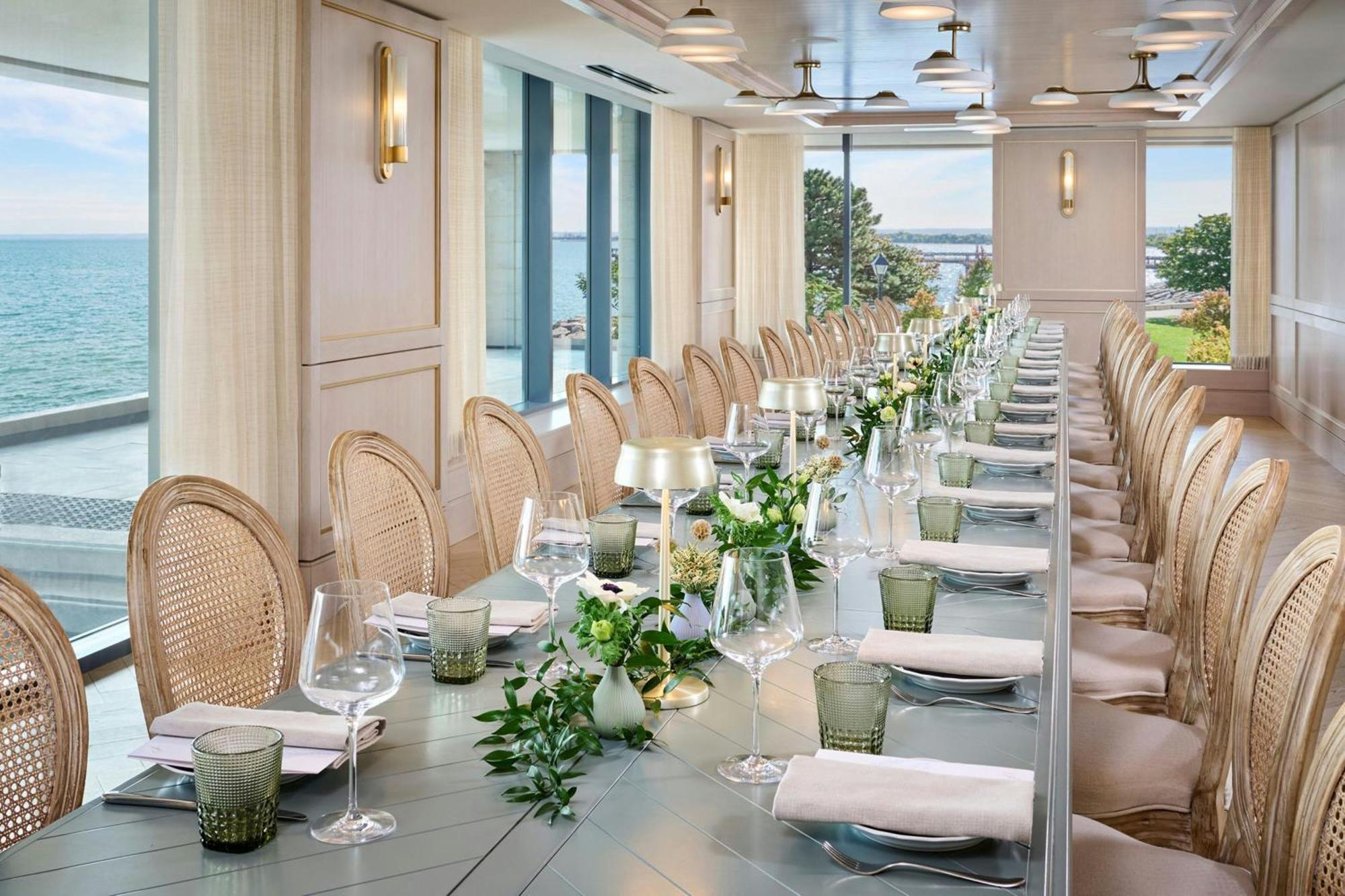 The Pearle Hotel & Spa, Autograph Collection Burlington Ngoại thất bức ảnh